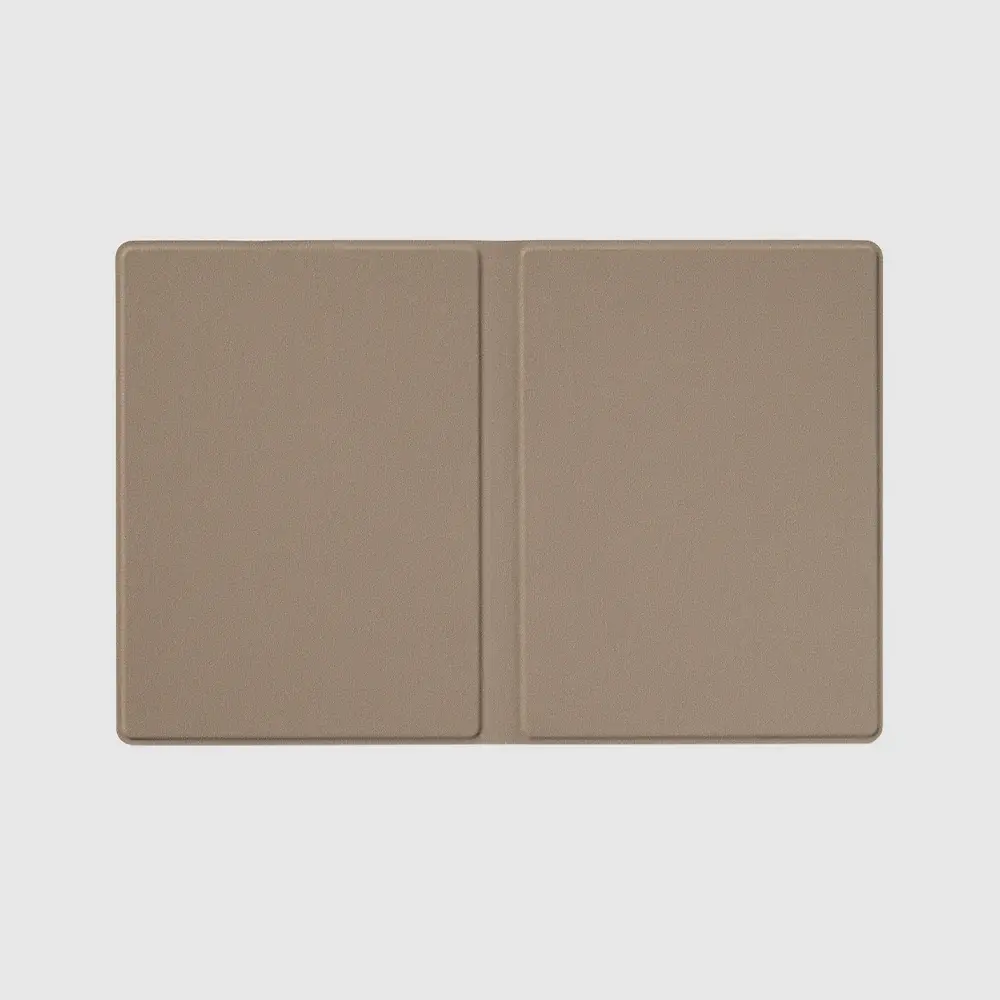 BOOX Go 6 magnetic case in brown with premium finish